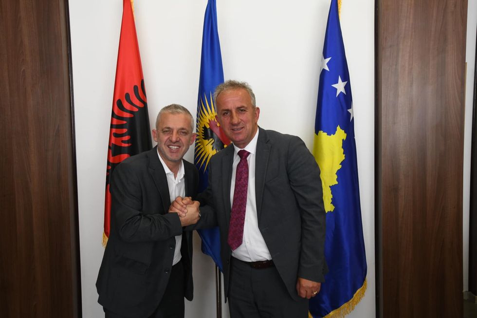 60025038 3208910292467701 4637058842671185920 o