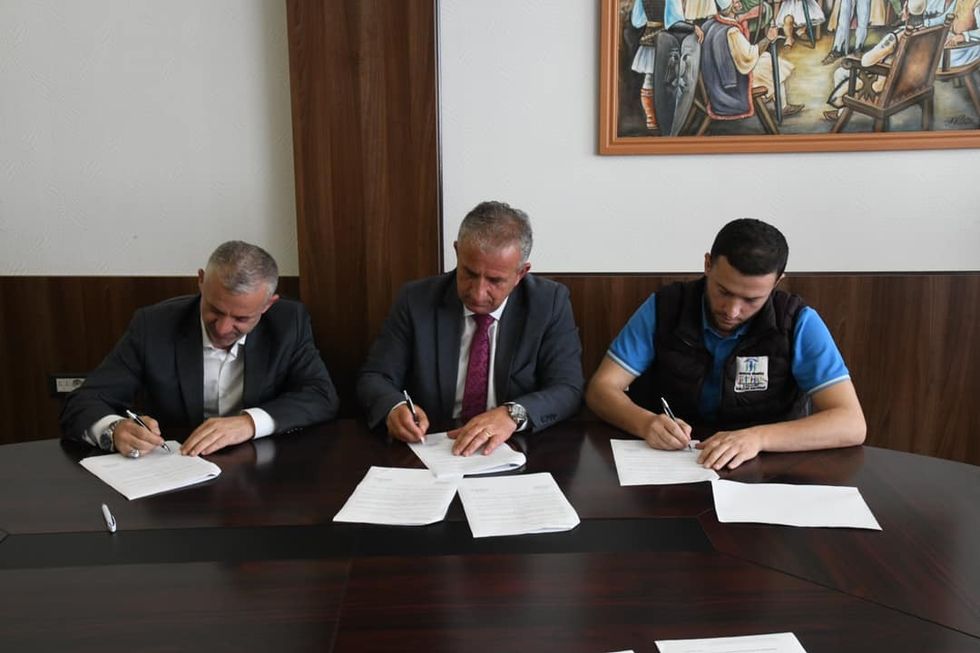 60037093 3208910219134375 2027659996086403072 o