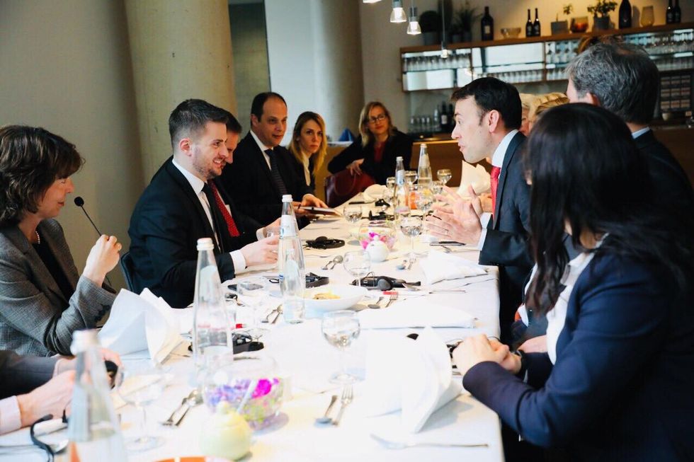 60261096 356807928305964 7330035382014181376 n