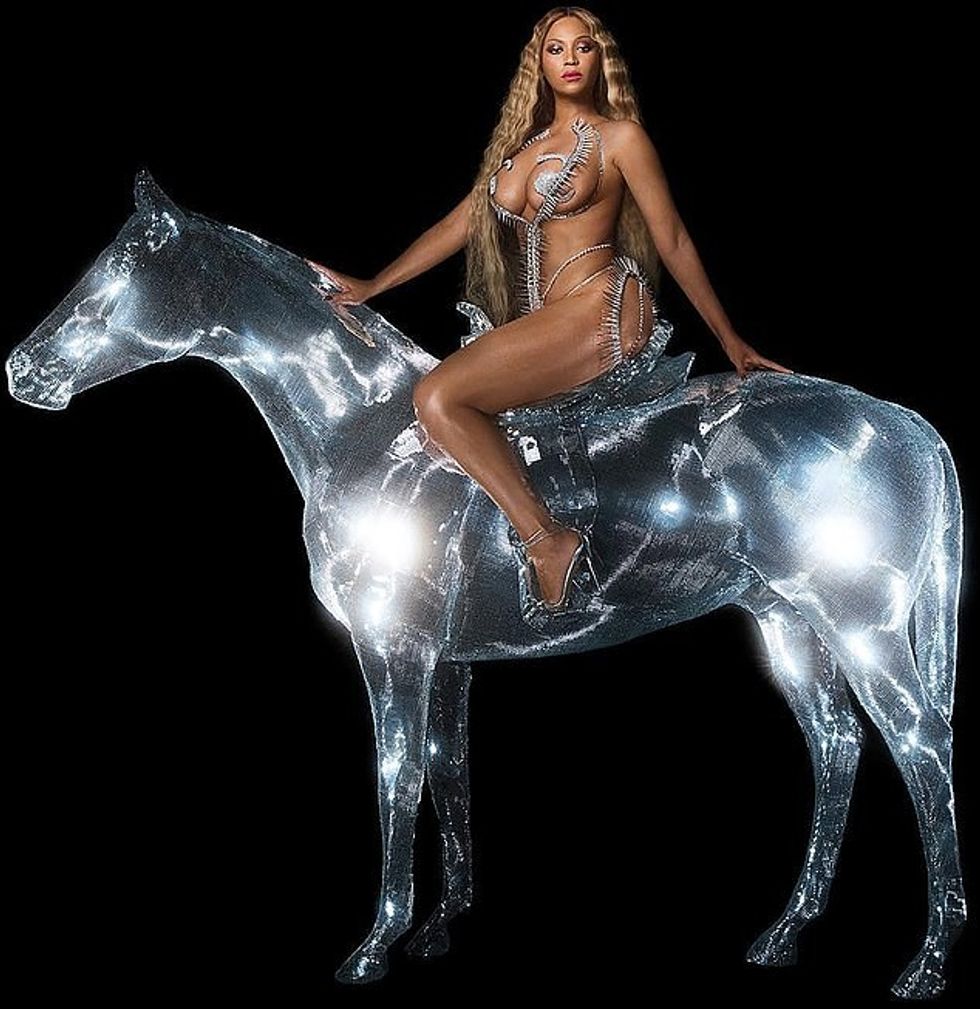 60513673 11033609 Cover art Beyonce revealed the tracklist for her upcoming sevent m 12 1658362167577