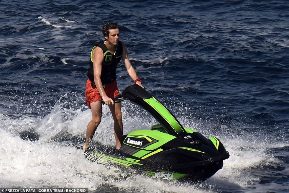 60532539 11035579 image a 152 1658406069208