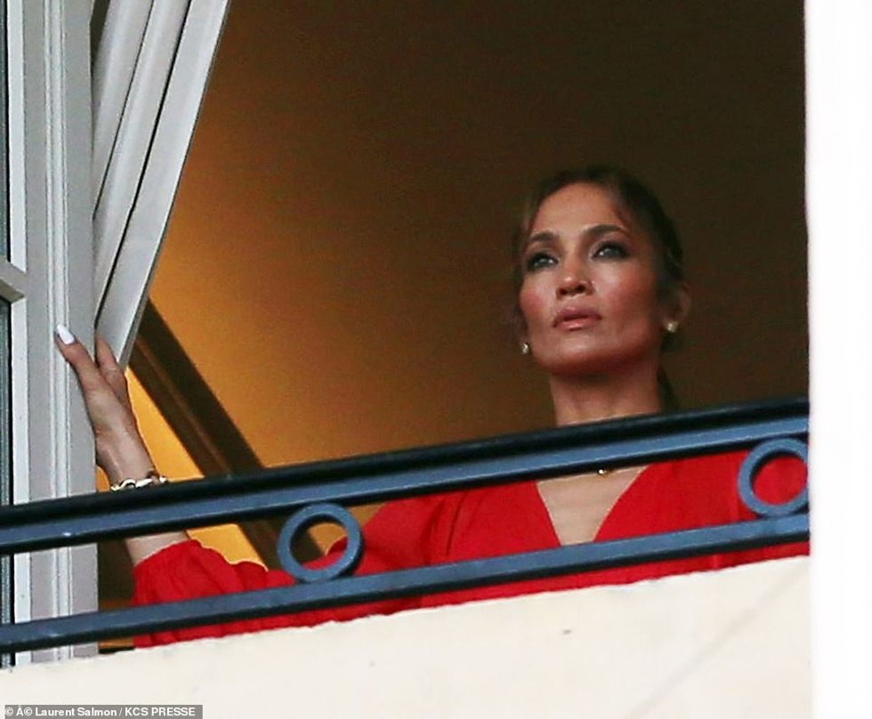 60555141 11037639 Radiant J Lo as she is affectionately known to her fans amped up a 7 1658455608888