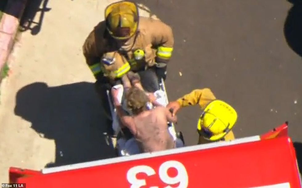 61118497 11085985 Actress Anne Heche was involved in a fiery car crash in Los Ange a 29 1659741492017