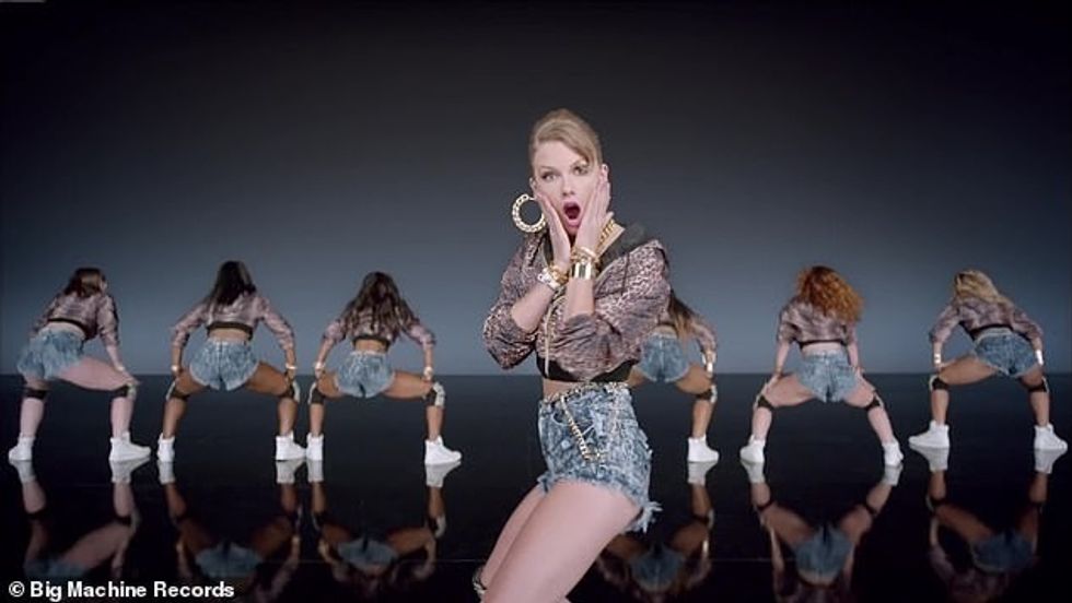 61208683 11094765 image a 98 1660039512280