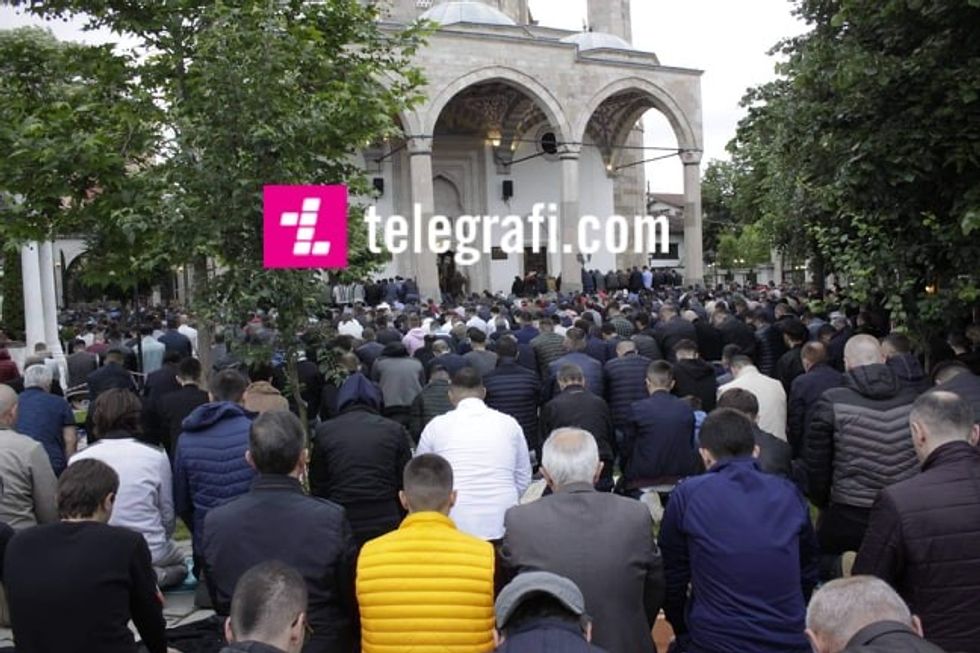 61364142 2268841726701248 984045074155307008 n