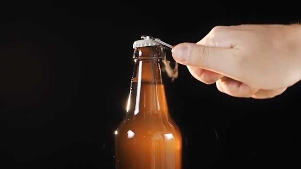 6154a8951bffa028ea99acda o U v2