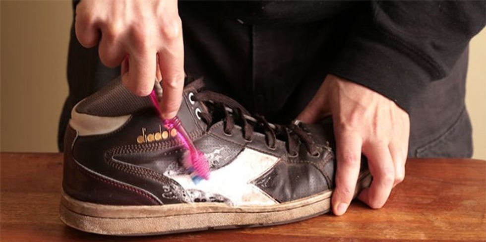 615842_549401885076510_20