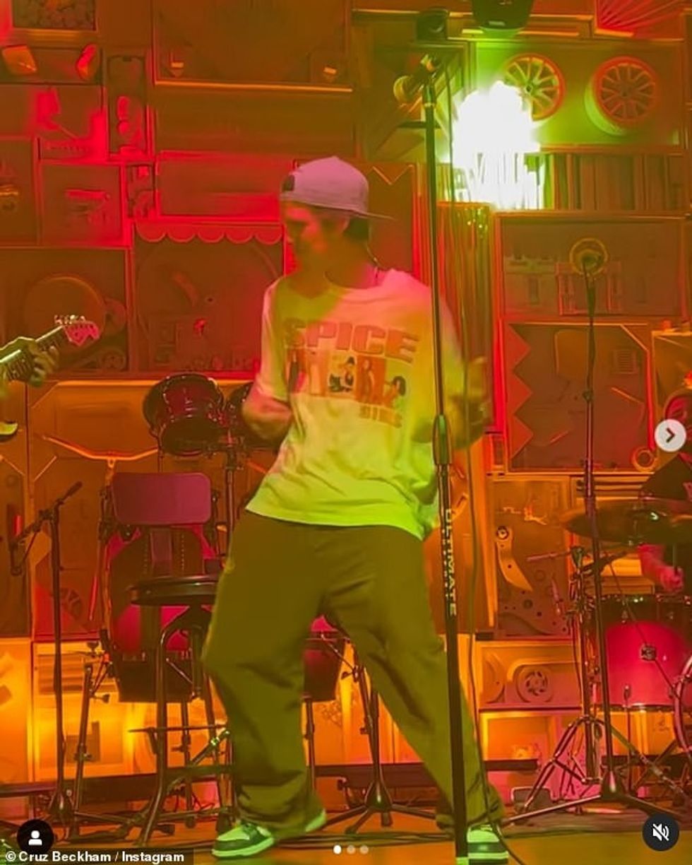 61622555 11135639 image a 165 1661198738799