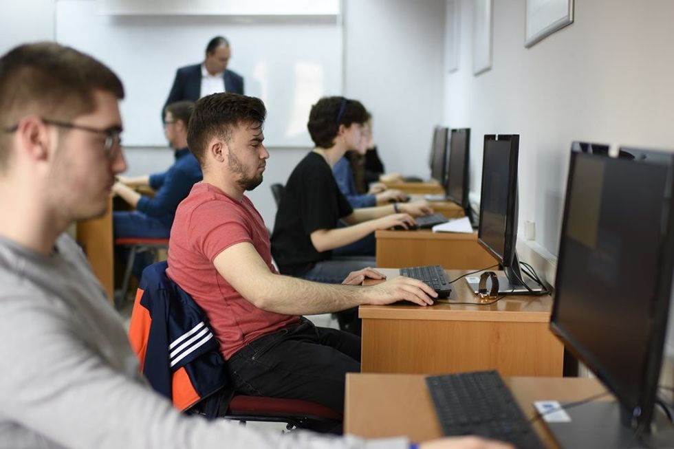 61727294 1564790770320122 4292365894438354944 n