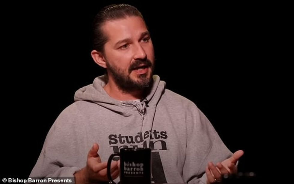 61738901 11147303 I had a gun on the table I was outta here the Honey Boy star to a 2 1661481387455