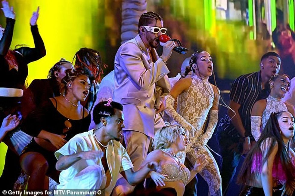 61843789 11157897 image a 3 1661802401773