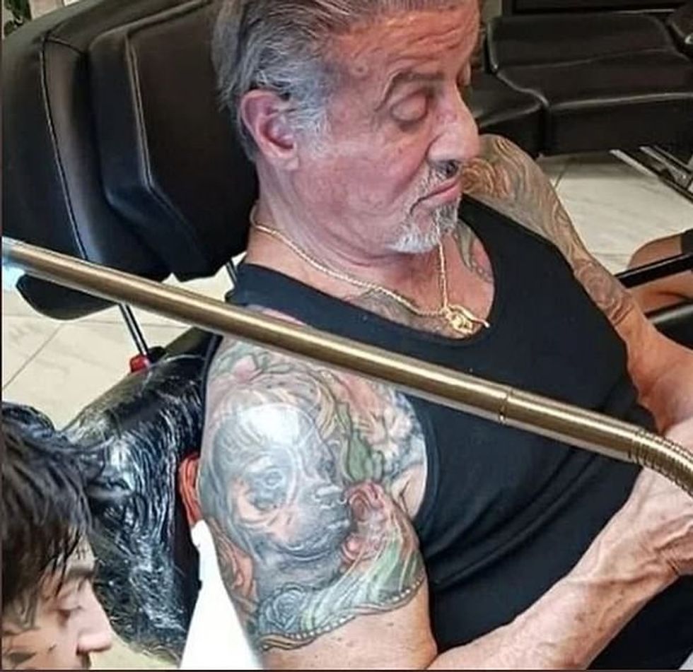 61875037 11227877 Yikes Days before the divorce filing DailyMail com revealed that a 4 1663606246932