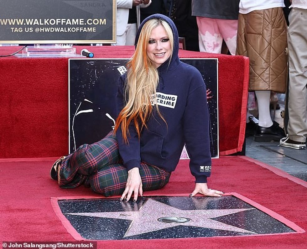 61925101 11166513 Taken aback She recalled that I can remember seeing these legend a 82 1661985833127