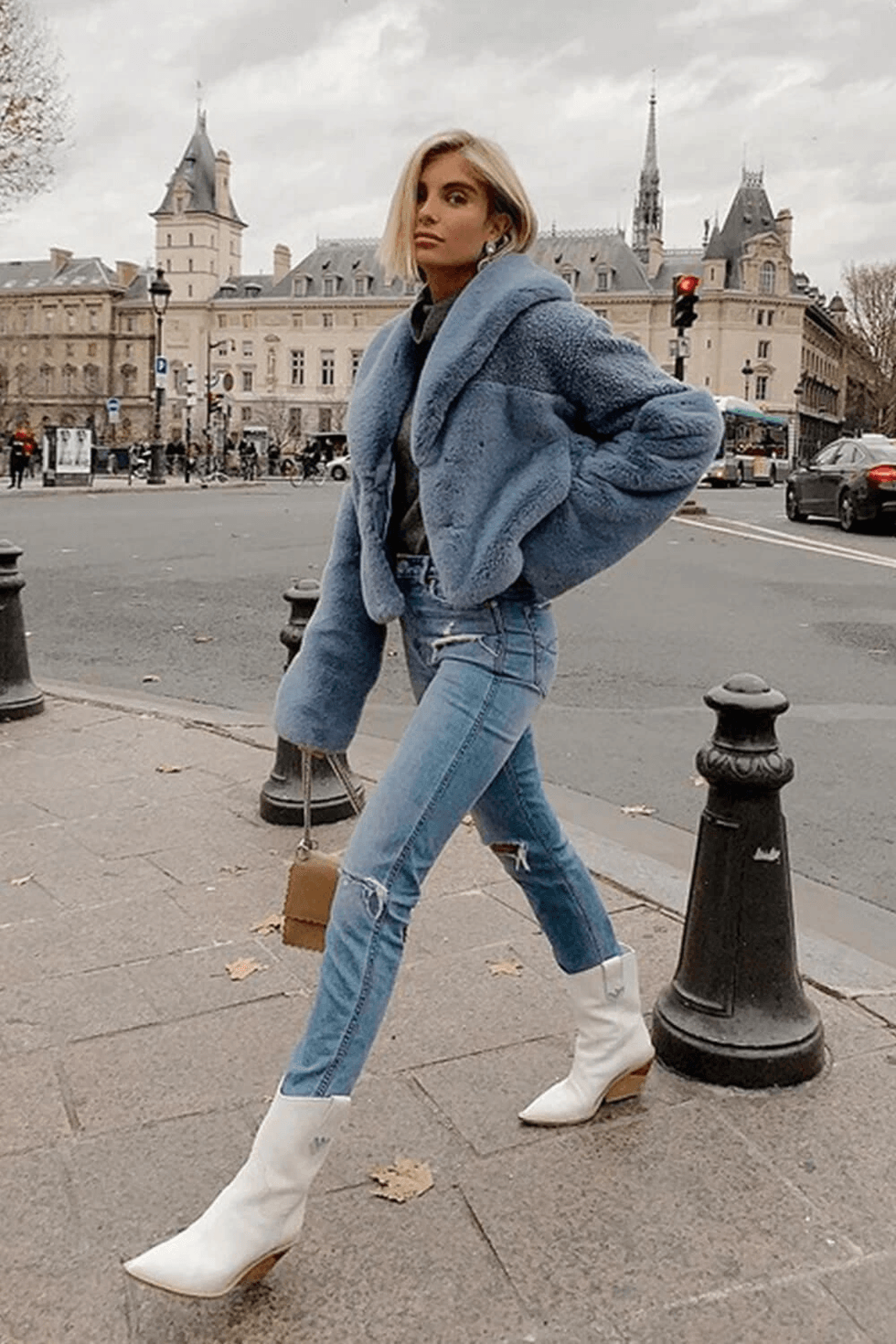 61d14651f34296ae82d3899fce1198cd