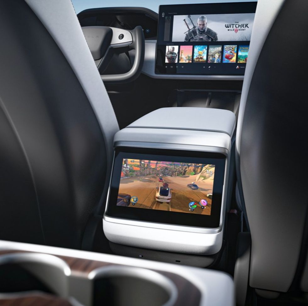 622C1000 EF8D 43ED BA36 F817A0A4096B