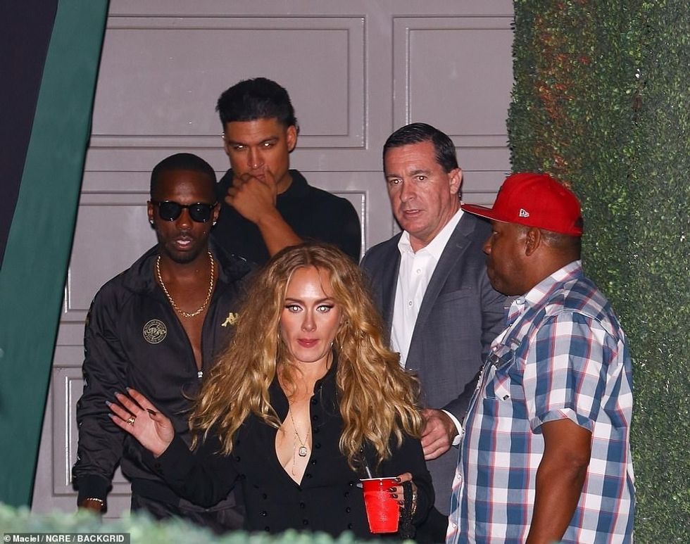 62302313 11202155 Still going strong 15 time Grammy winner Adele stopped by Beyonc a 99 1662932102427