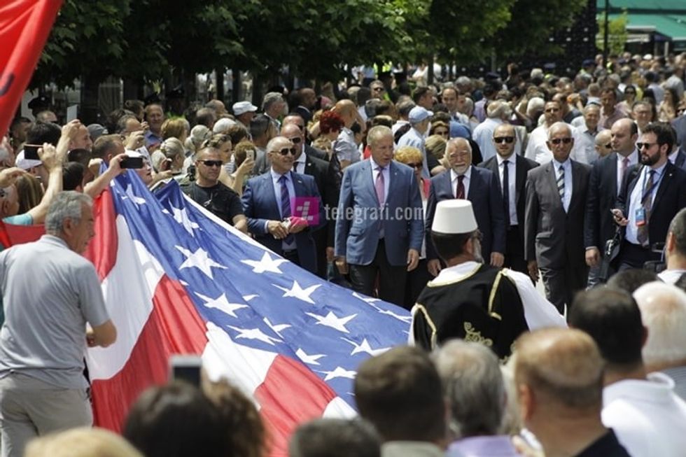 62319713 1147067195480398 5876496325947686912 n