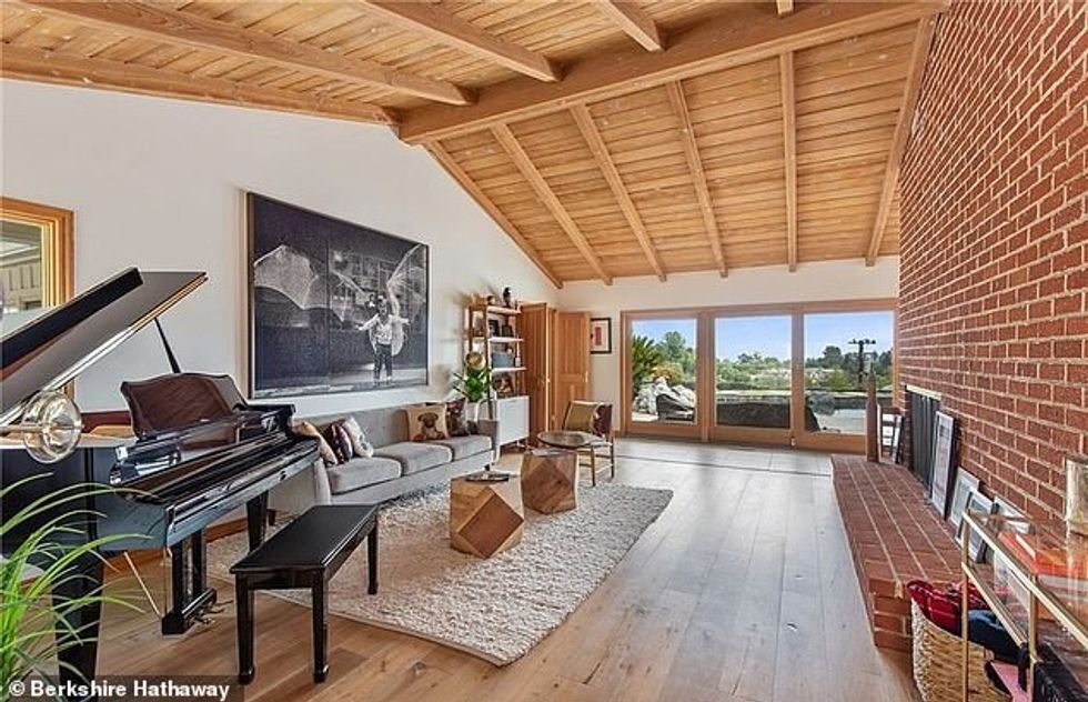 62335647 11204757 image a 7 1663020045845