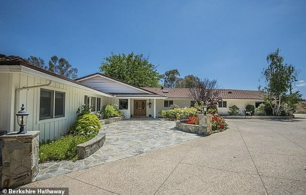 62335665 11204757 image a 11 1663020080366