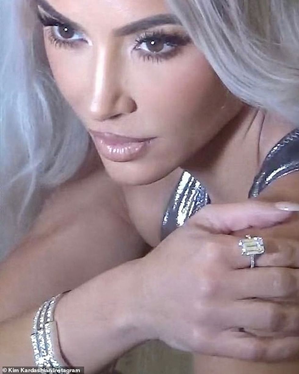 62376403 11209361 A closer look This comes after she called her ex Pete Davidson a a 7 1663108219739