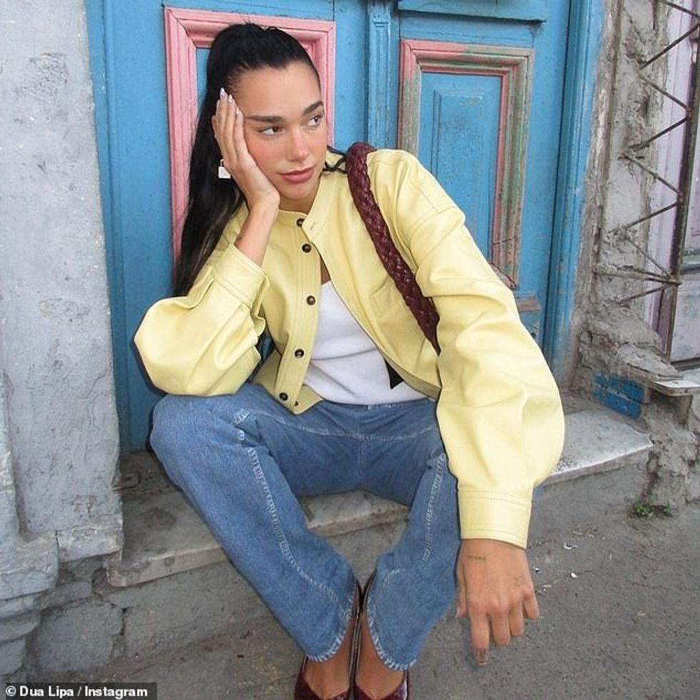 62397023 11211359 Dua captioned the images with Vamosss a disfrutar muchoooo BUENO a 35 1663156898581