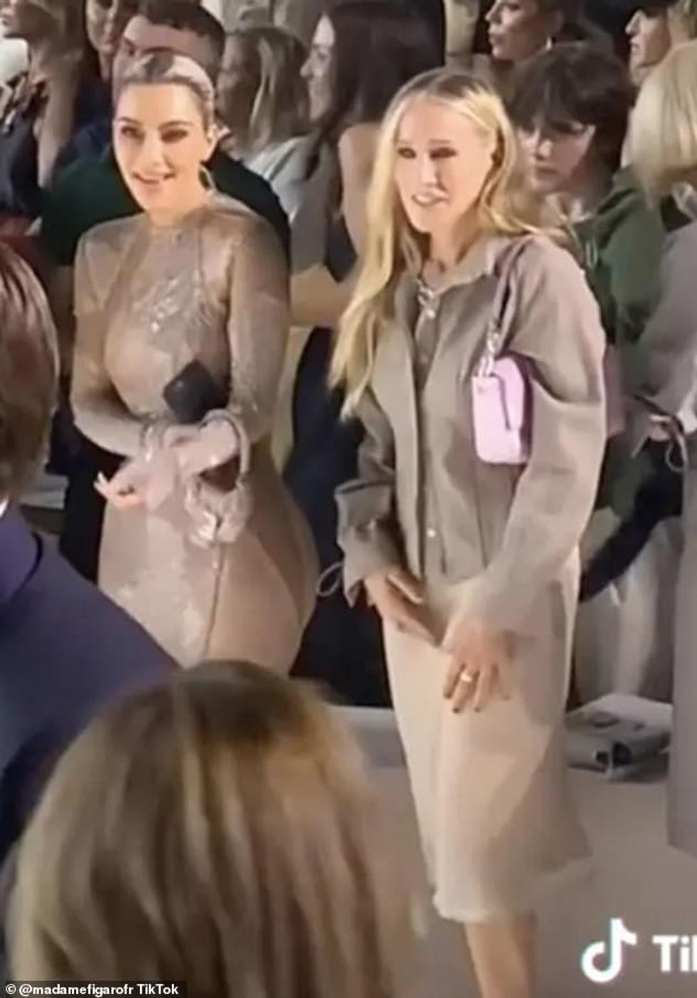 62453229 11216705 Here it is The stars were clapping for the finale of the show be a 30 1663275909455