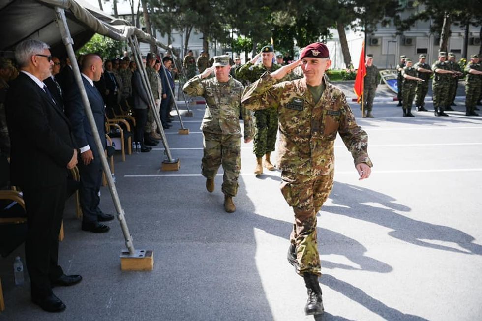 62590087 1213754075415671 8704176611789897728 n