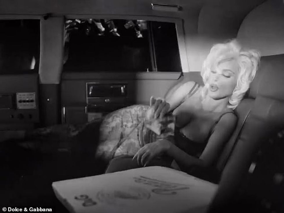 62703705 11240155 image a 55 1663868691859