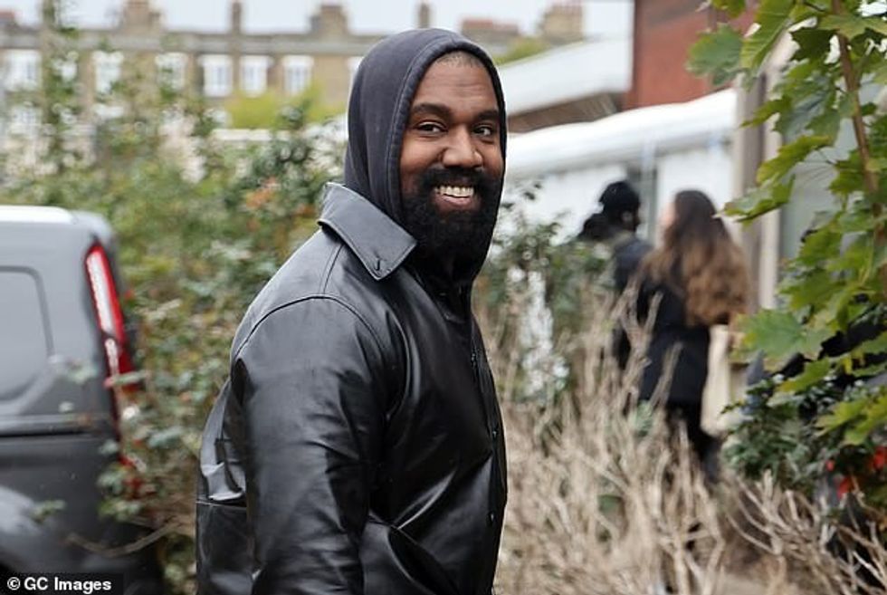 62911739 11261253 The latest Kanye West 45 on Wednesday took to Instagram with sup a 137 1664427605071