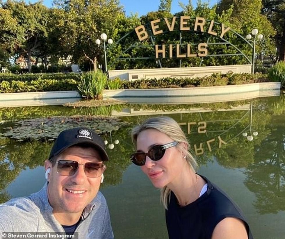 62925999 11262613 Couple The former Liverpool star 41 took to Instagram to post a a 49 1664454941160