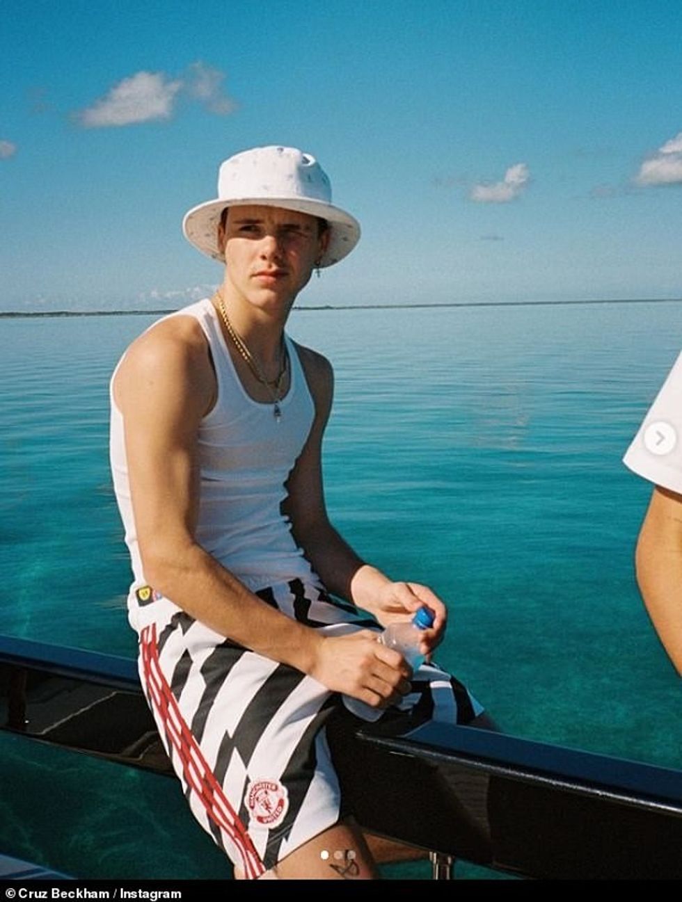 63160859 11285529 image a 108 1665015584001