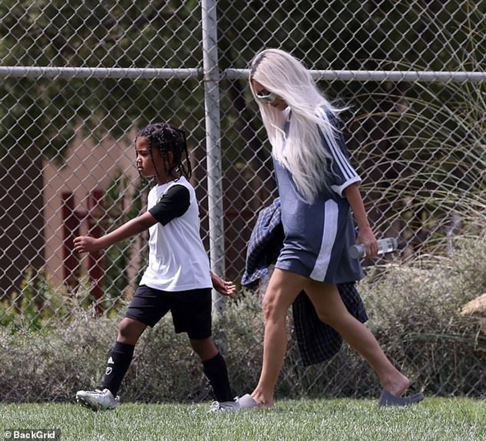 63195517 11288905 Full house Kim shares four children total with Kanye who were no a 11 1665095136705