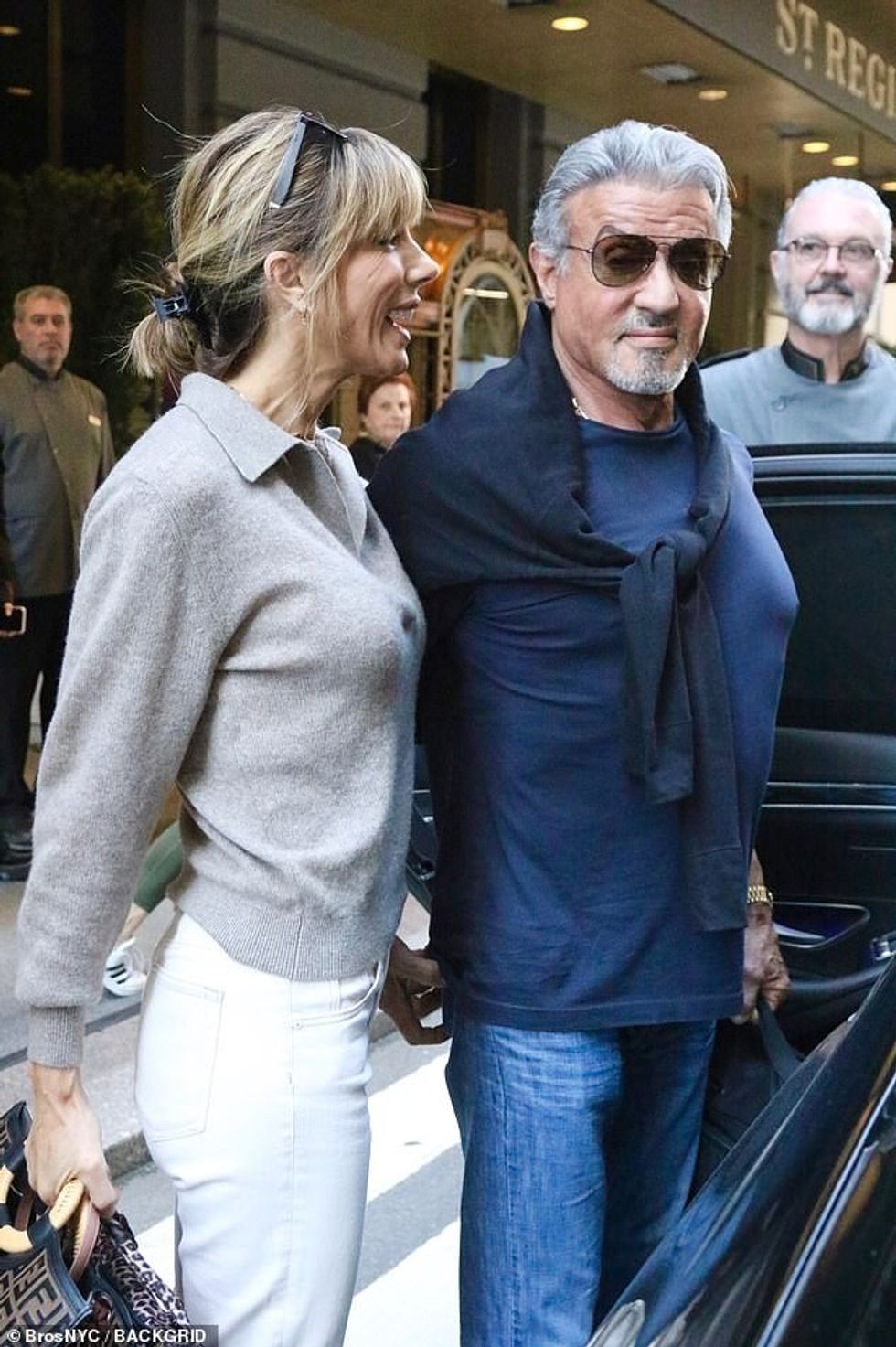 63236831 11292699 Official The couple who had filed for divorce decided to reconci a 87 1665168968711