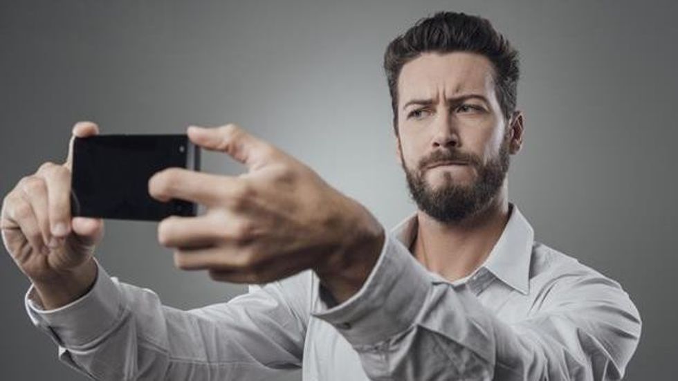 635985071662804320ManSelfie