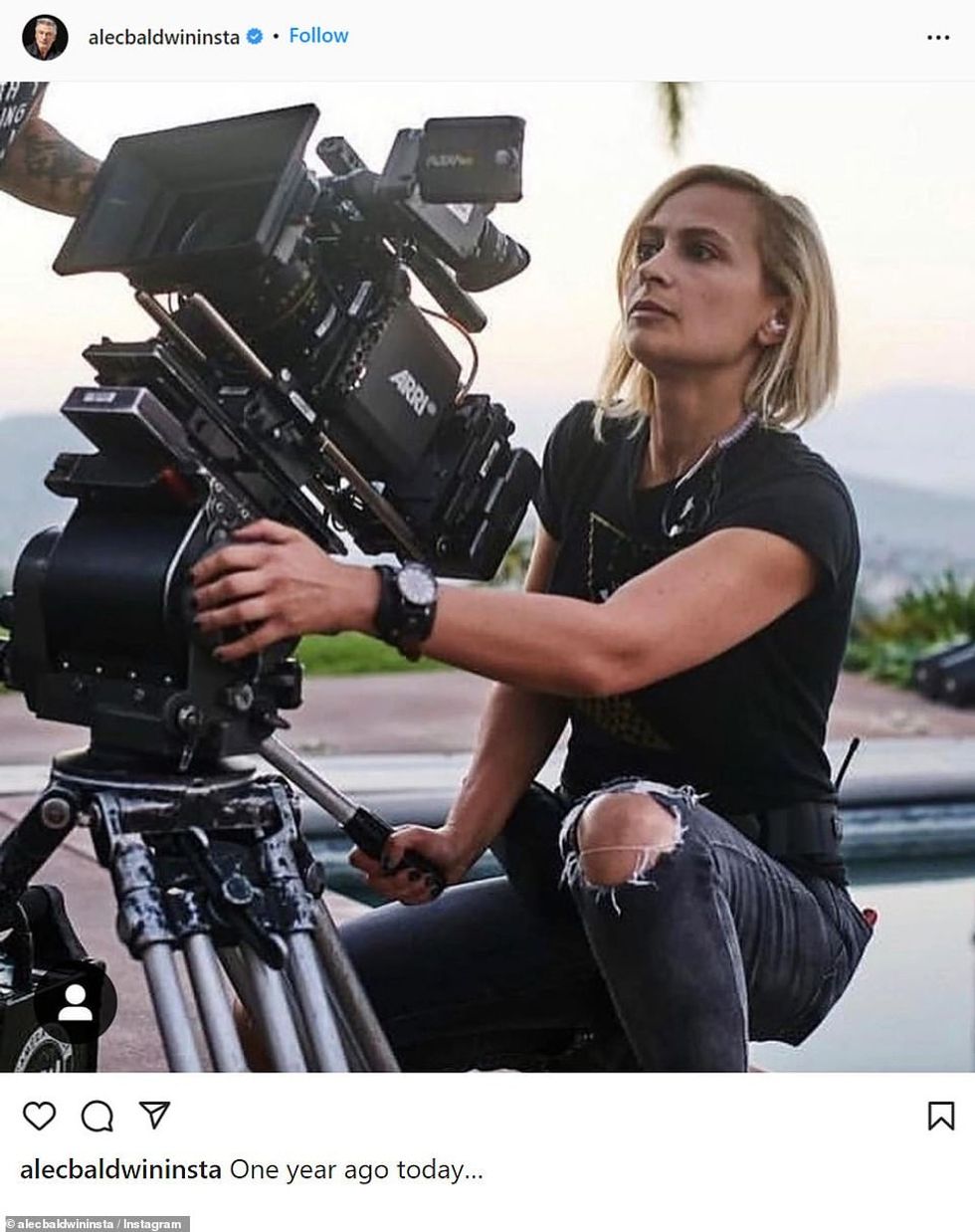 63725879 11341799 Post Alec Baldwin has been slammed by fans after he shared a pho a 13 1666408002029