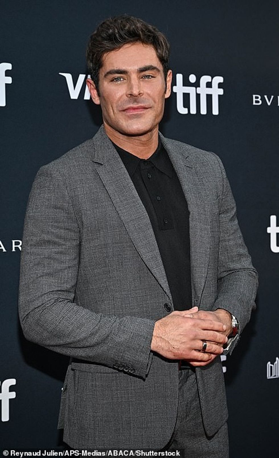 63844575 11354273 Usual look Zac recently revealed the truth behind his changing f a 13 1666735370235