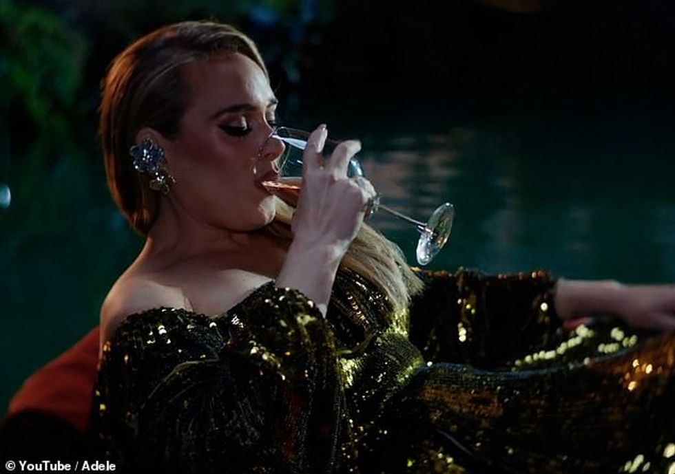 63880105 11359033 Incredible Adele finally released the highly anticipated music v a 142 1666830121116