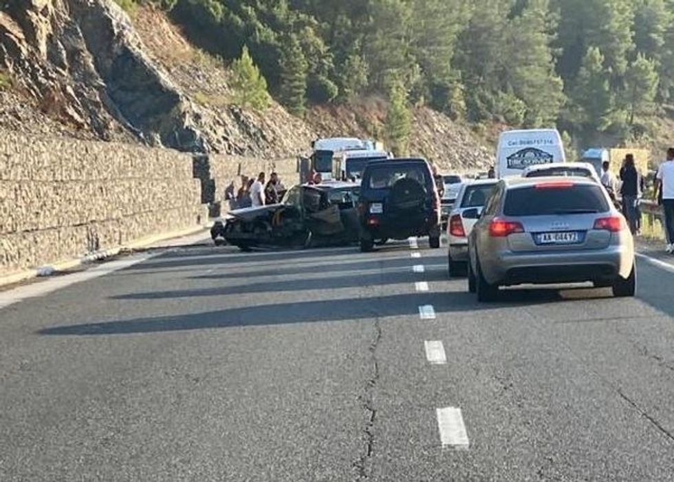 640 0 aksid 1702276644