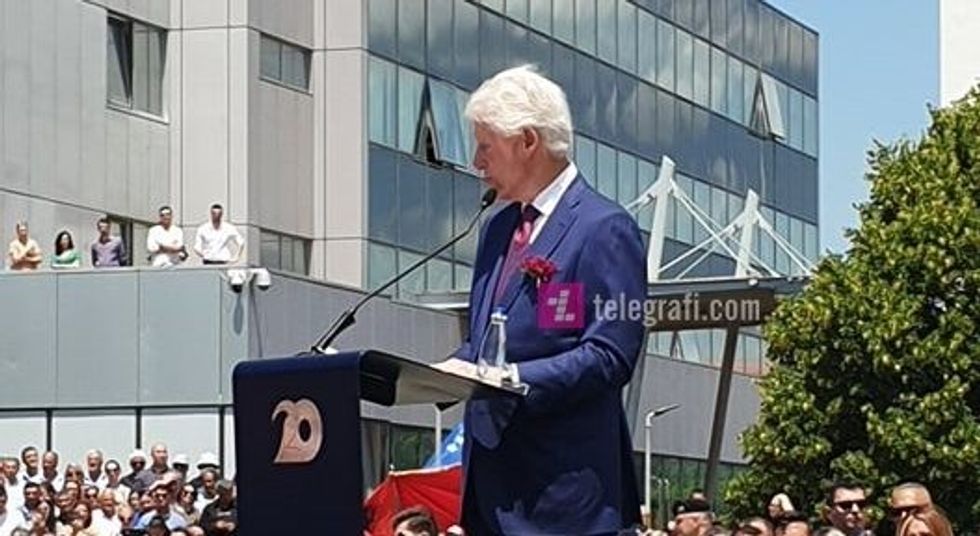 64213115 392667001457829 978752282877231104 n e1560336804705