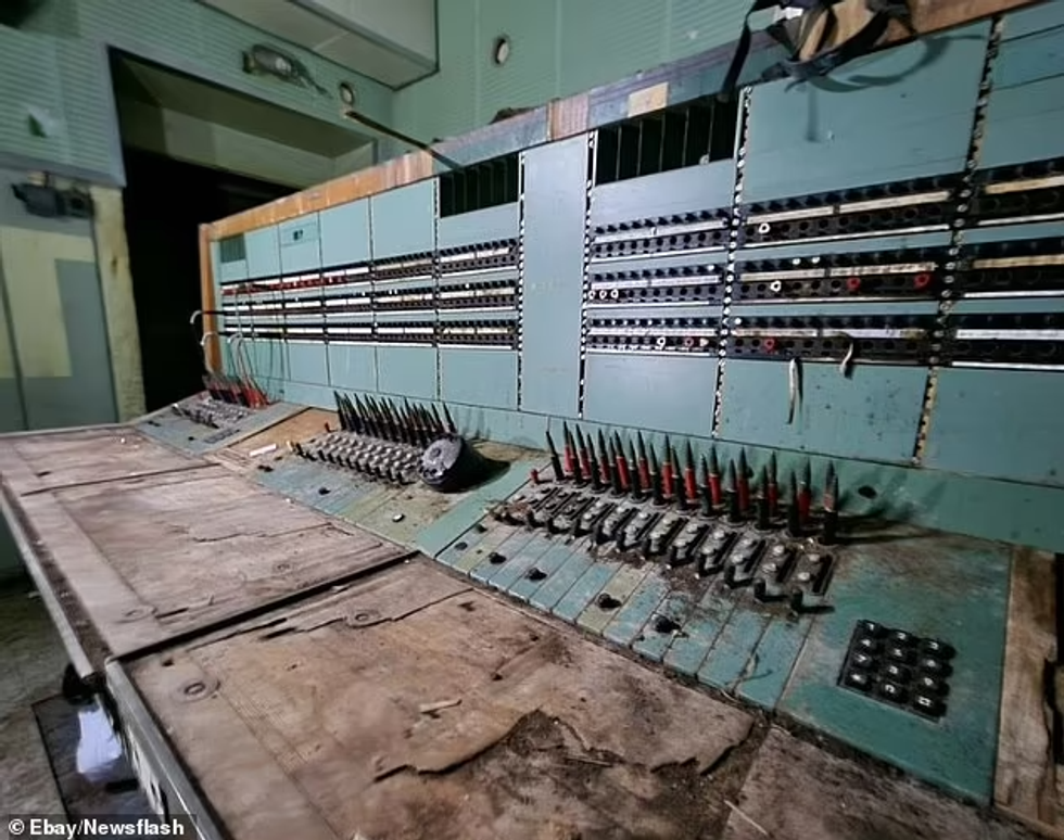 64223755 11393677 image m 47 166