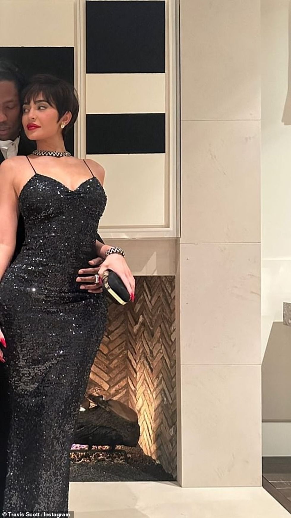 64238171 11395347 image a 6 1667715973992