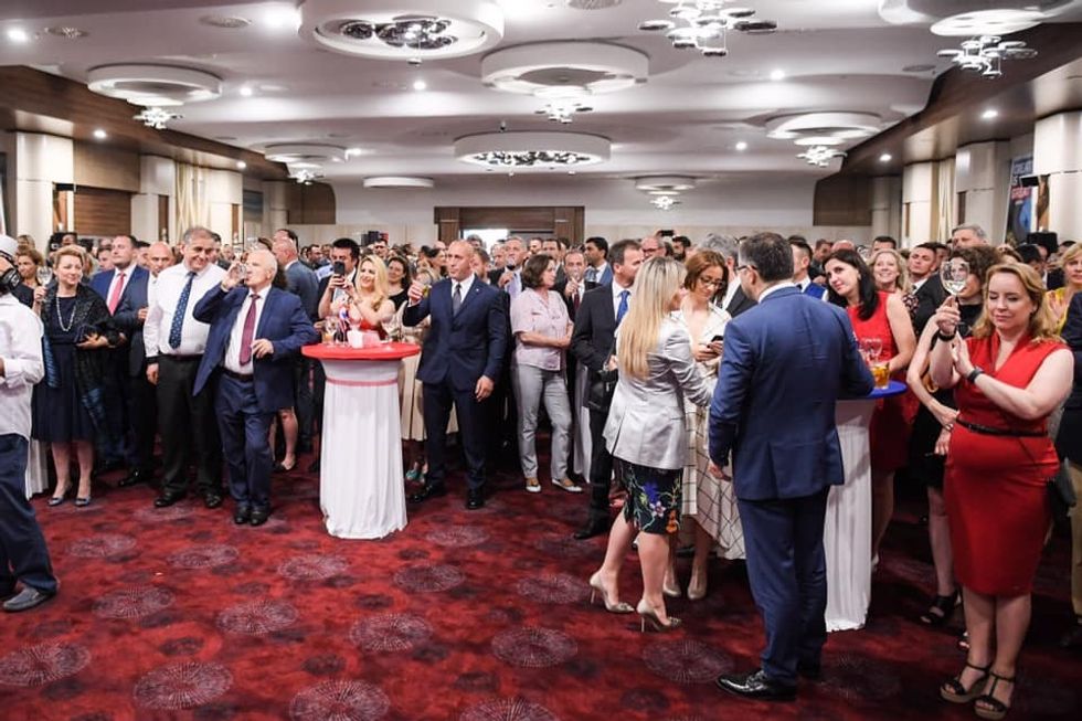 64295886 1215370985253980 2092881256319549440 n