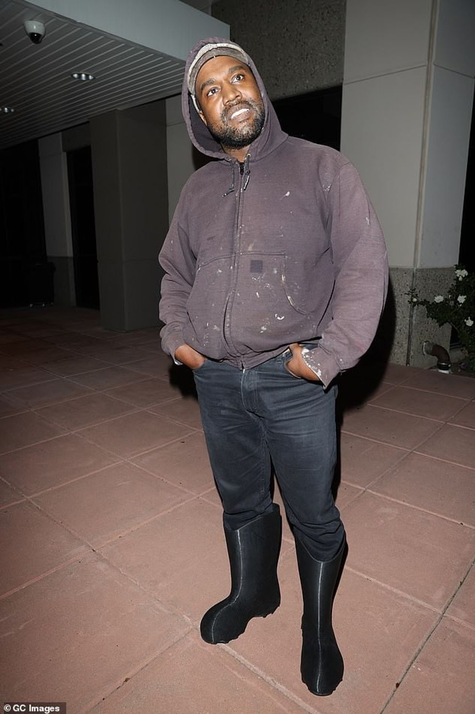 64750219 11450257 Suspension lifted Rapper Kanye West has returned to Twitter afte a 260 1668973815719