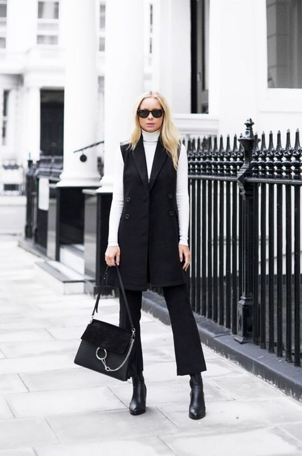 6481a939bba96d99834a8d8a38840f12d