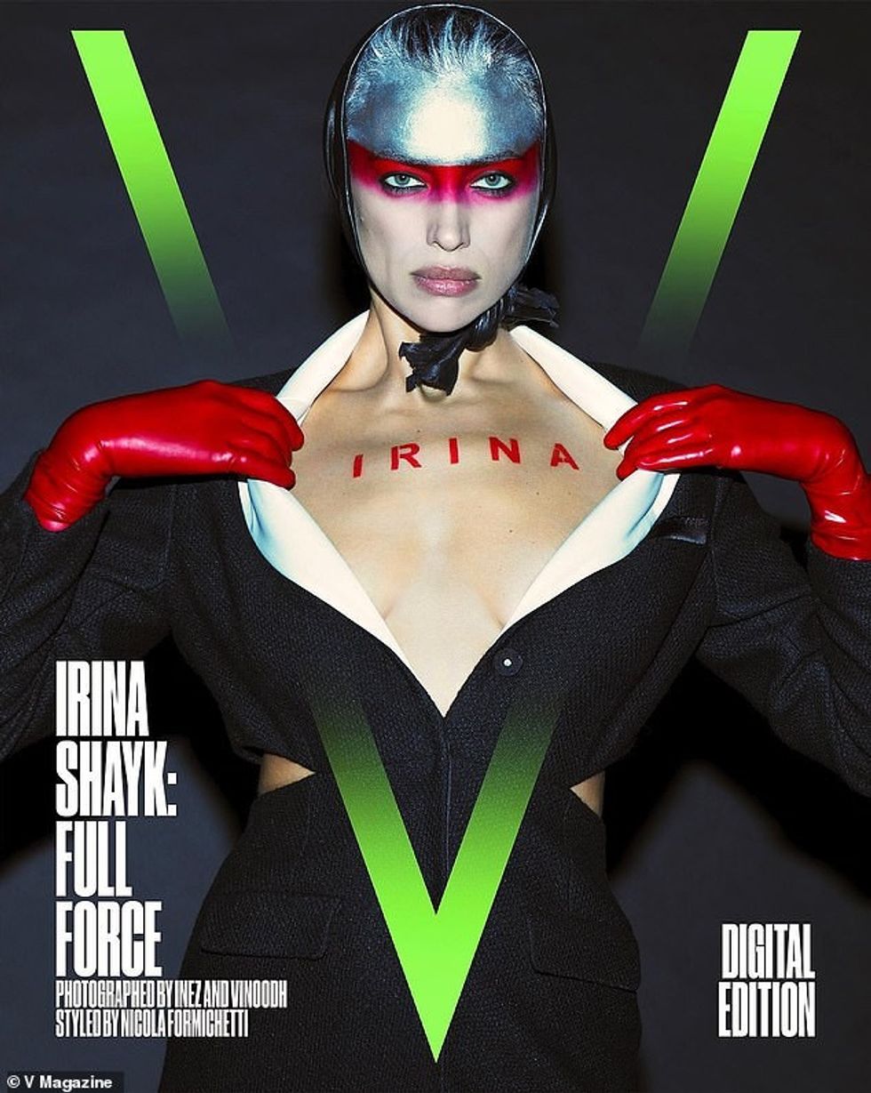 64964183 11472505 Siren Irina Shayk looked like a futurist siren on the cover of V a 4 1669485671195