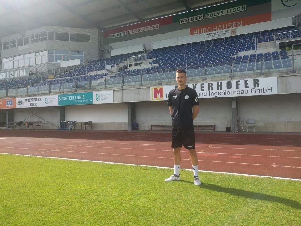 6534321A 1433 48AB BDFD 6D2F79DCA144 1