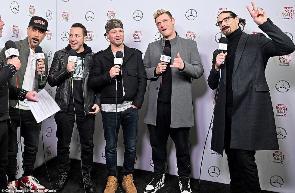 65439251 11523241 Astonishing In a stunning turn of events Nick Carter arrived at m 77 1670647454113