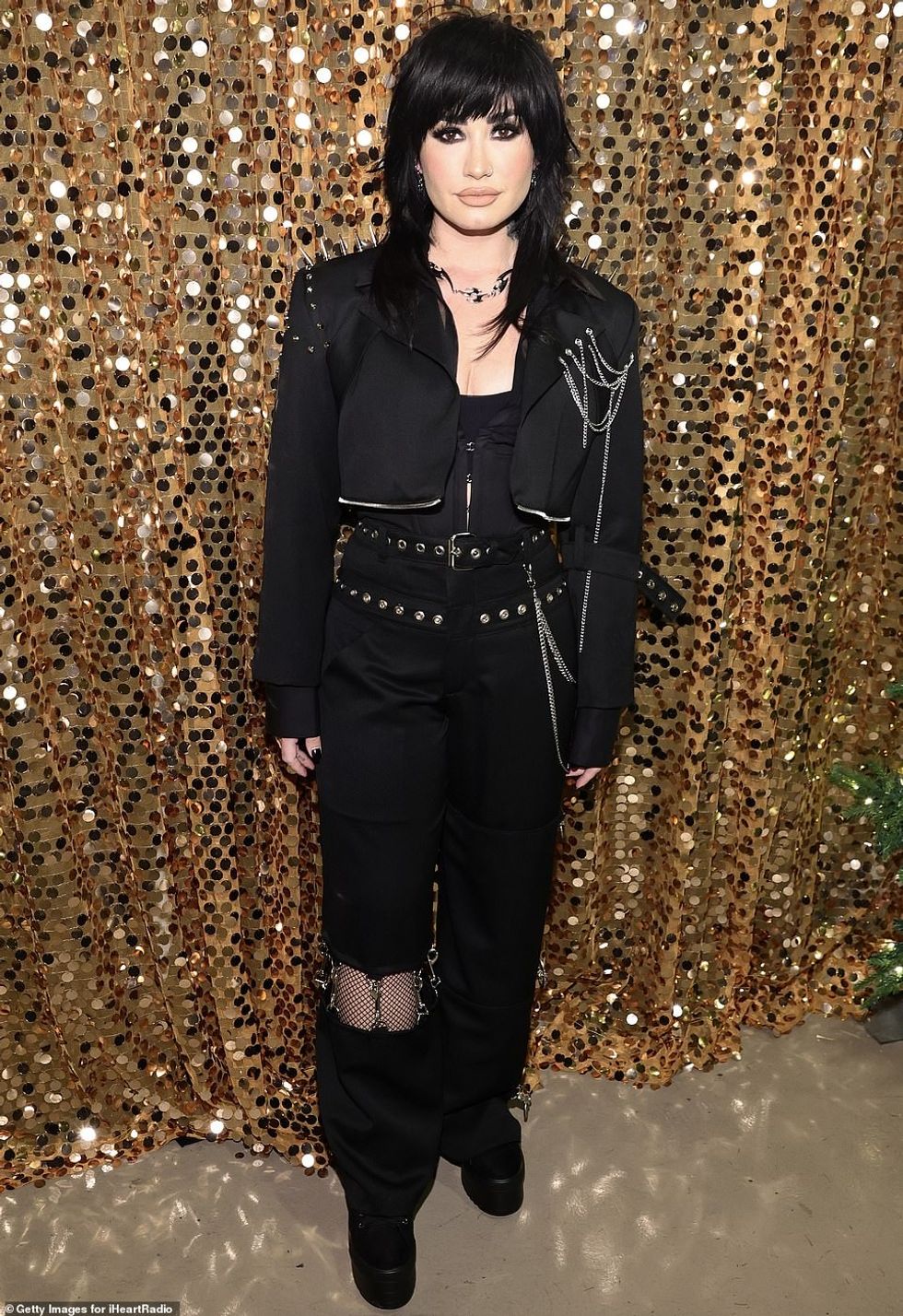 65439425 11523241 On theme Demi s punk princess hairdo featured jet black bangs an m 63 1670647054613