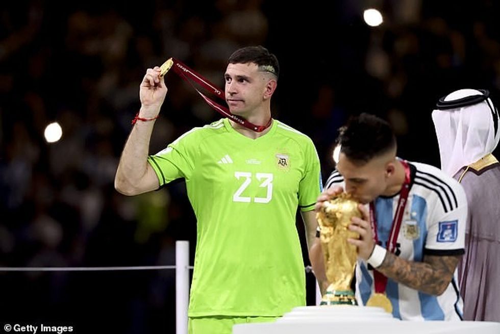 66115393 11591613 image a 64 1672656645219