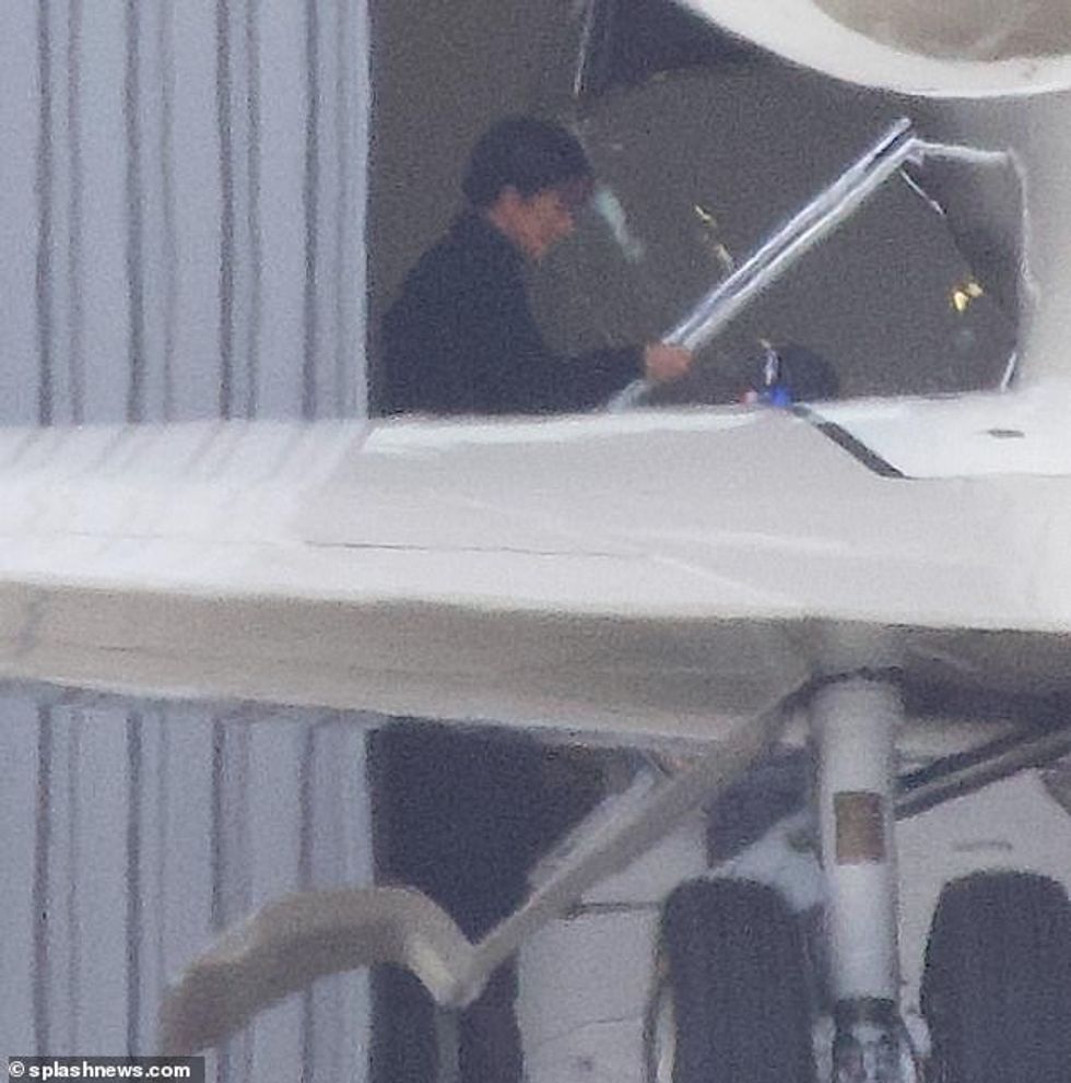 66554713 11633147 Time to travel yet again Jenner is often in the air as she flies m 53 1673638191475